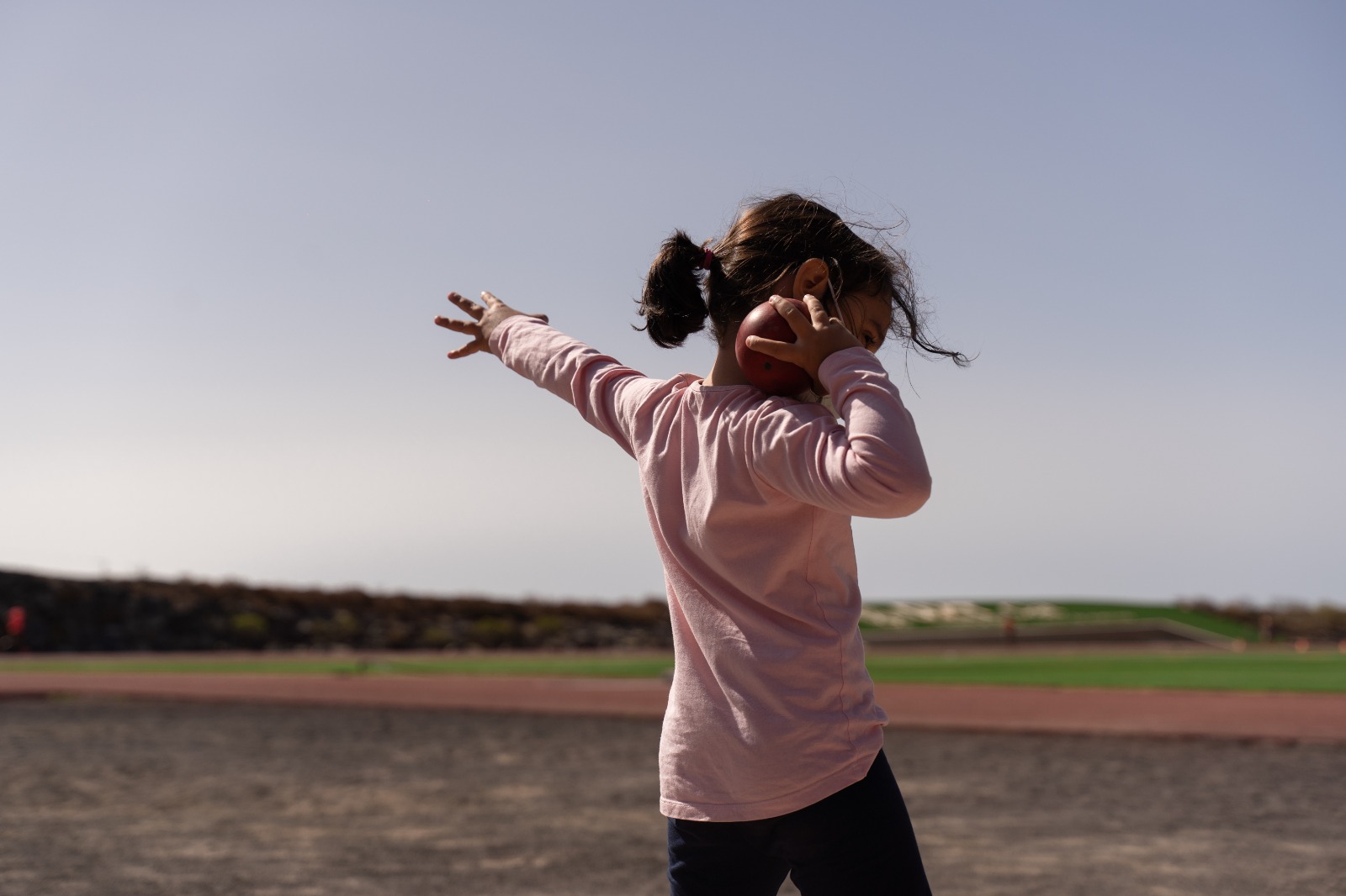 El Cabildo organiza un campus de verano para menores de 5 a 13 años en el Centro de Atletismo de Tenerife