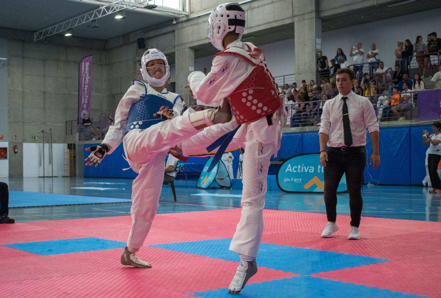 El taekwondo pone fin a la temporada demostrando sus 'habilidades' en El Chorrillo