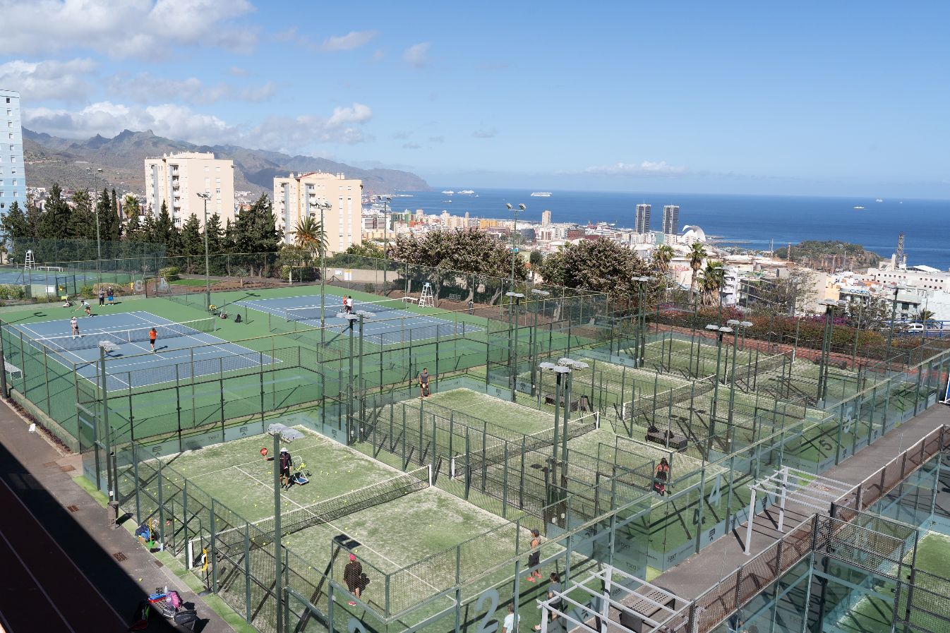 El Complejo Deportivo de Tenerife Santa Cruz-Ofra bate récord por número de personas usuarias