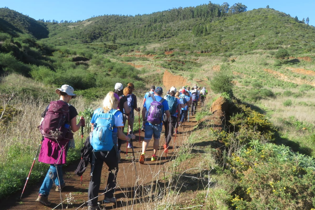 El senderismo máster recorre el Parque Rural de Anaga