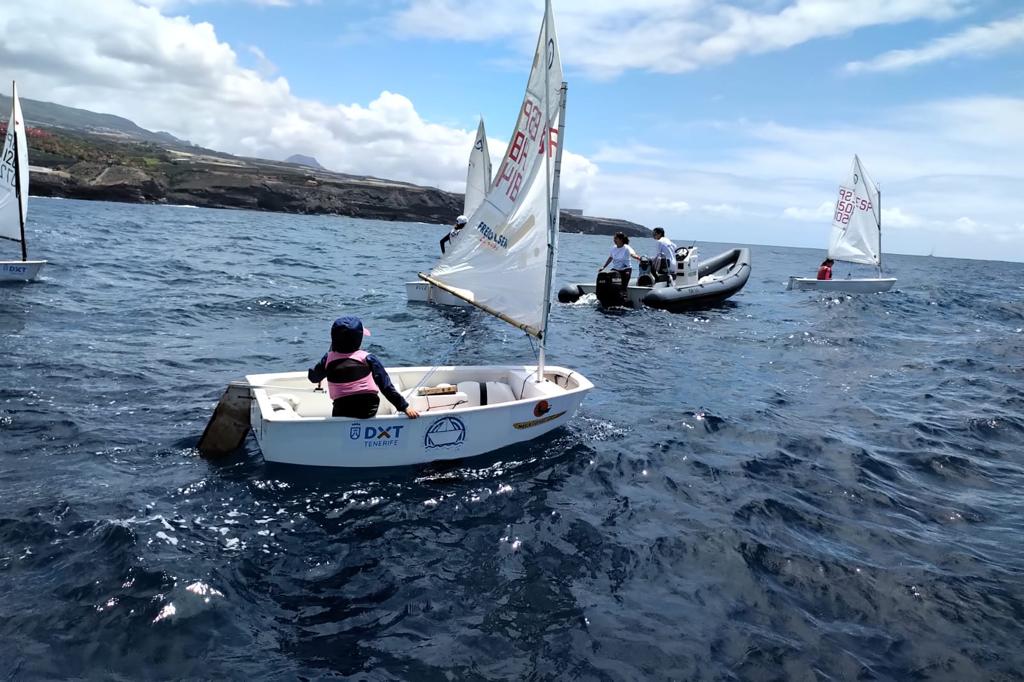 El Real Club Náutico de Tenerife acoge el estreno de vela en los Juegos Cabildo