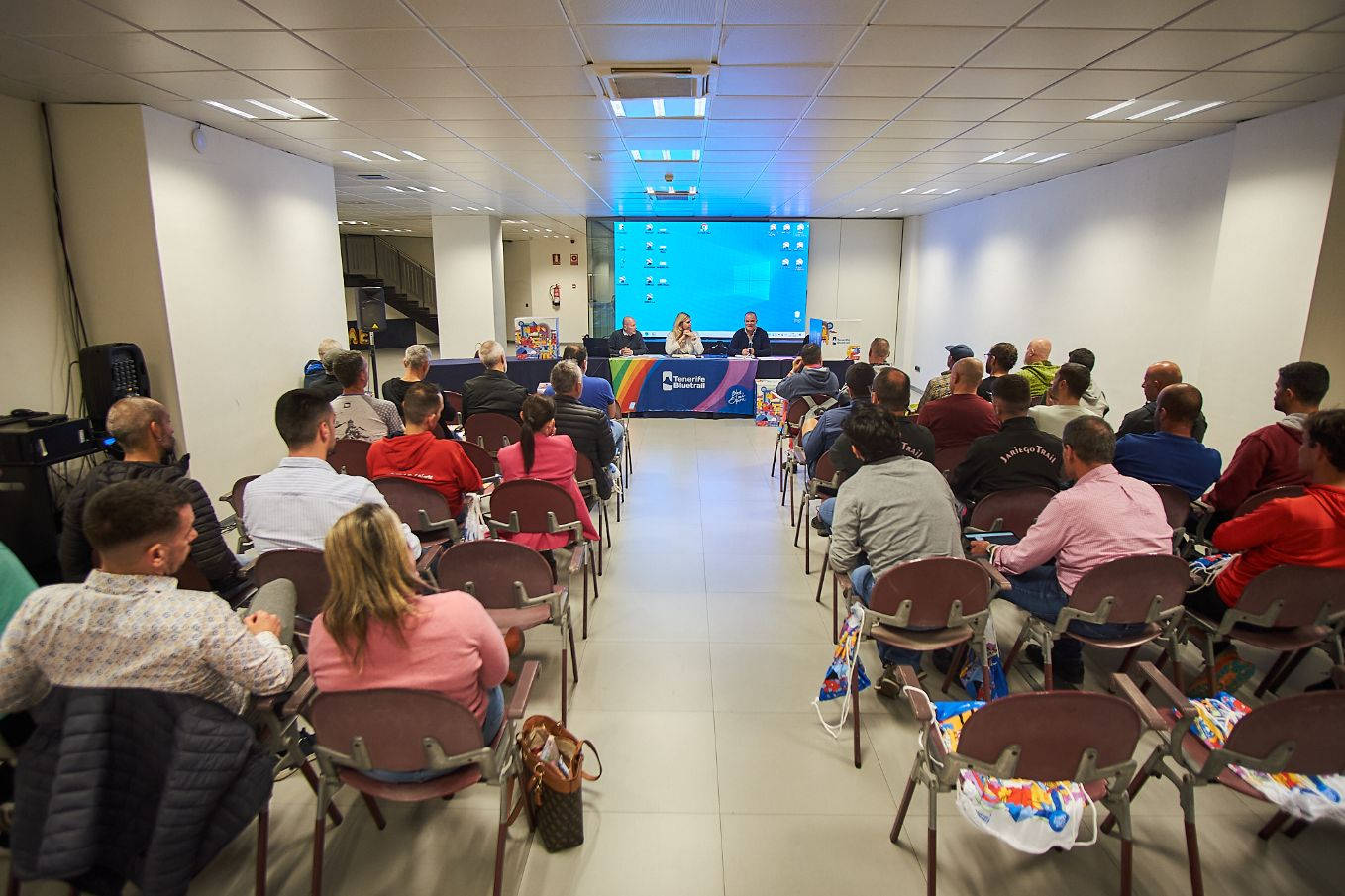 El Cabildo quiere implicar a los clubes en la organización de la Tenerife Bluetrail by UTMB®