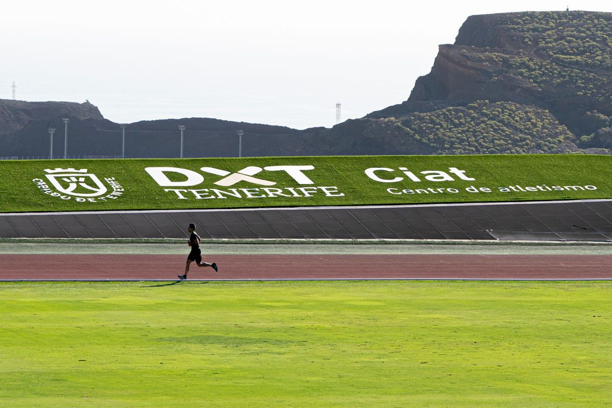 El CIAT oferta 400 plazas para población infantil y adulta en su Escuela de Atletismo