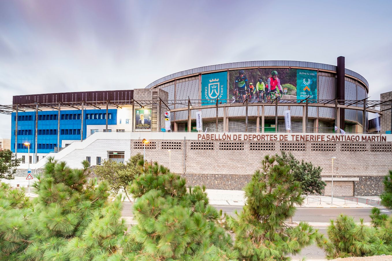 20250404 pabellon santiago martin El Cabildo invertirá 1,5 millones en la climatización de la cancha del Pabellón Santiago Martín