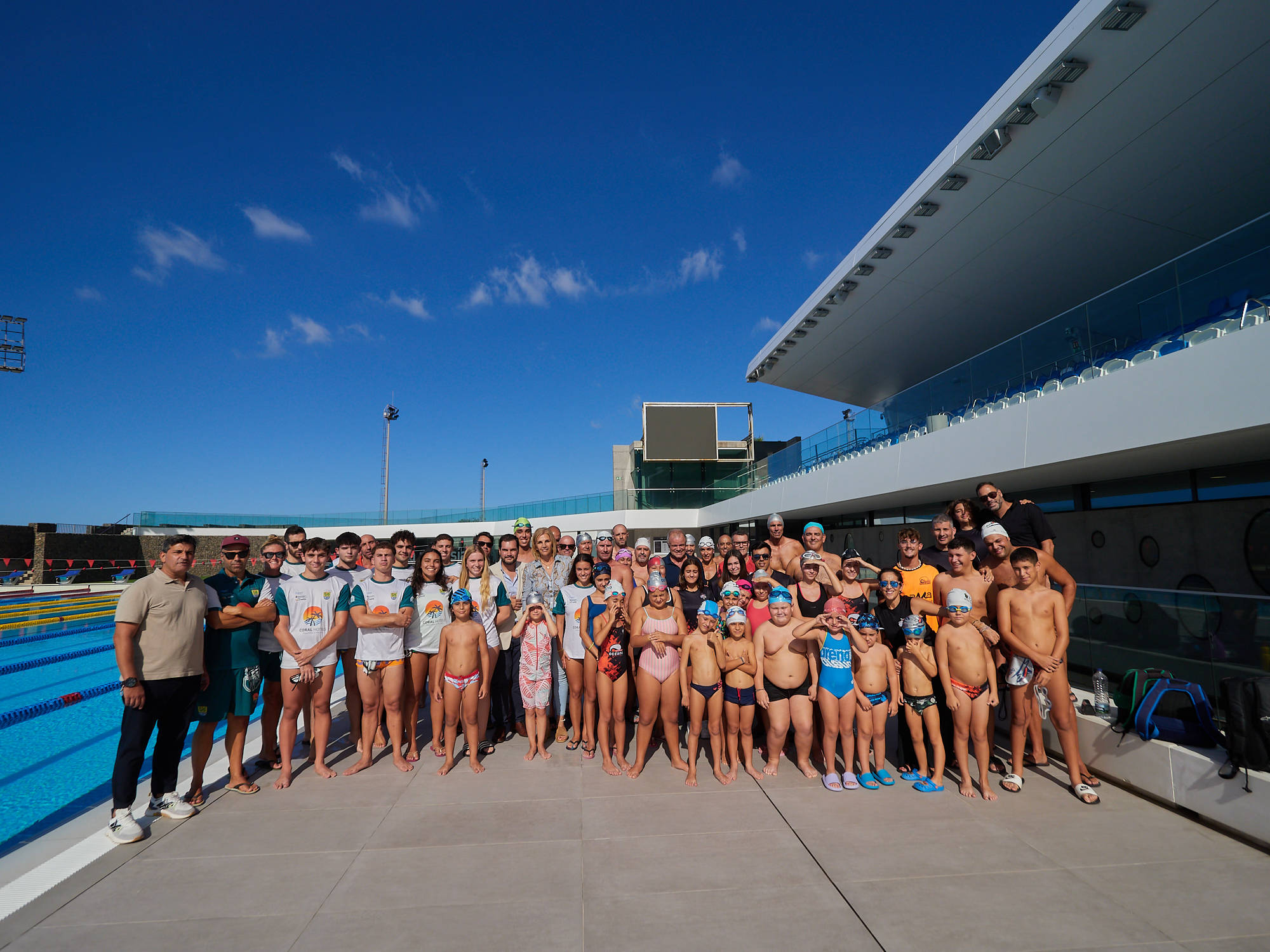 20251023 prueba carga piscina CDAT El CDAT se abre a un centenar de deportistas para comprobar el buen funcionamiento de la instalación