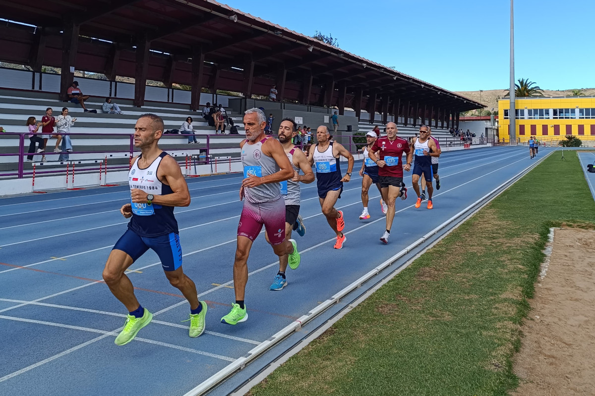 Balance final de atletismo en los VIII Juegos Máster