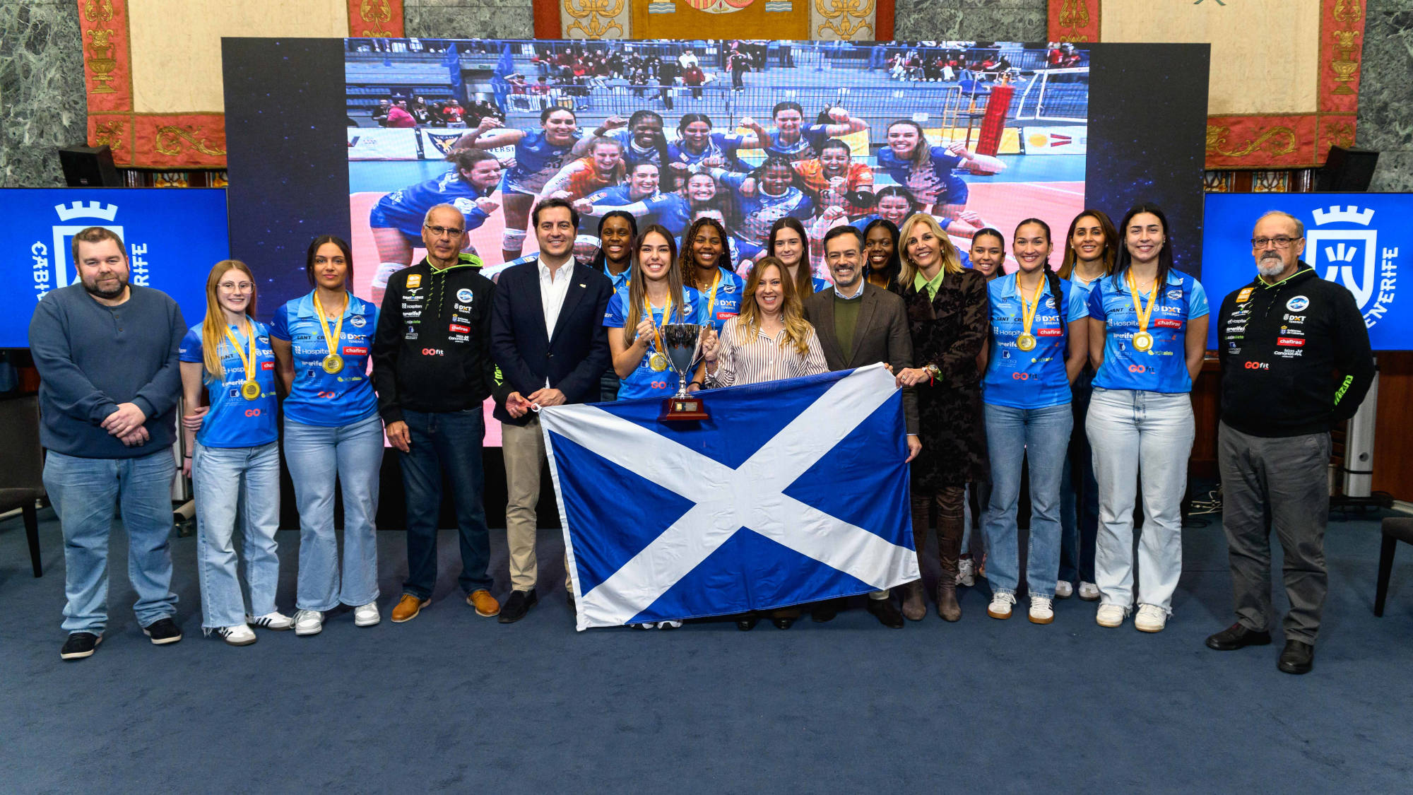 El Cabildo recibe al Santa Cruz Cuesta Piedra tras ganar la Copa Princesa 2026 de Voleibol