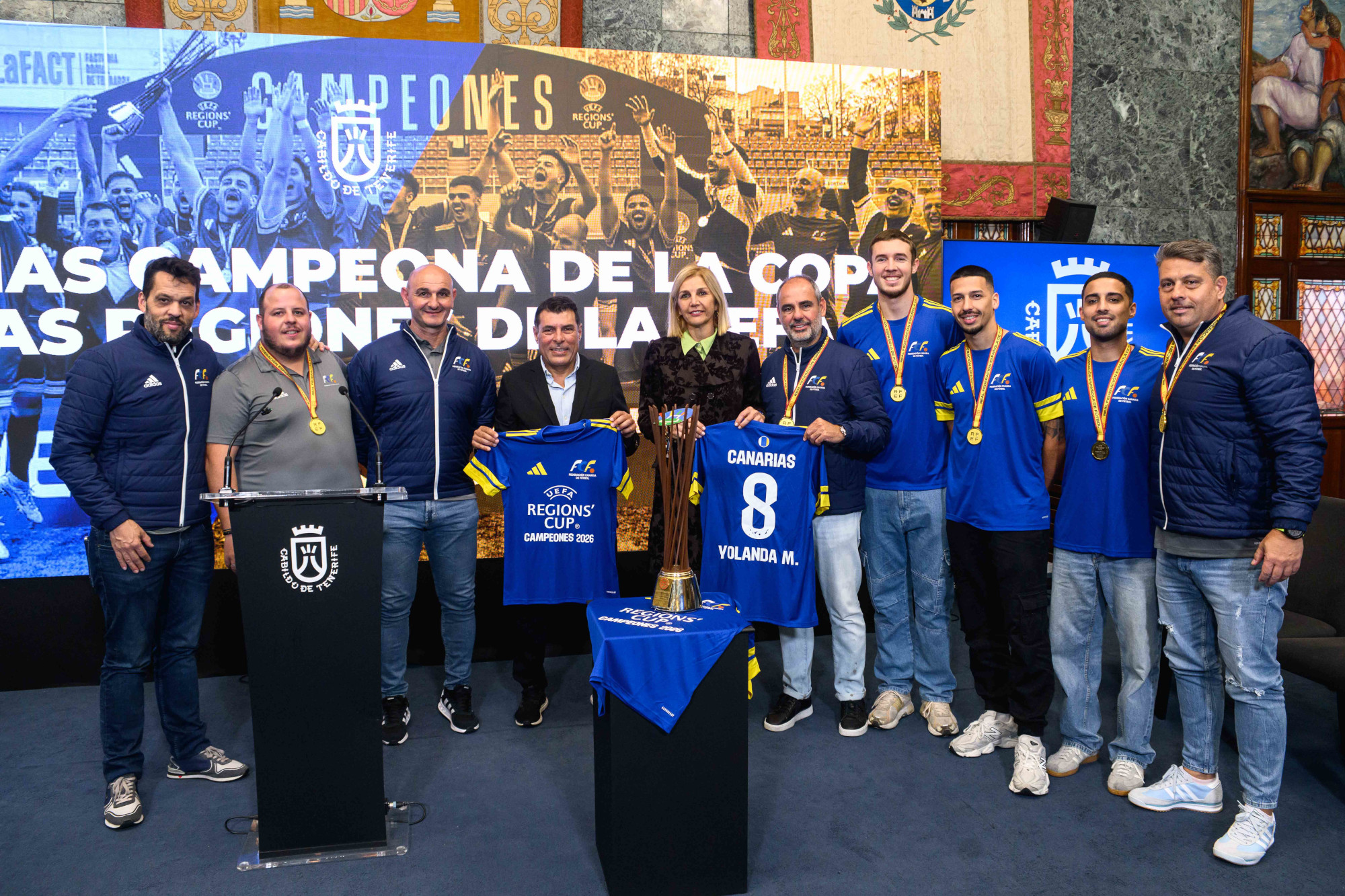 El Cabildo recibe a la Selección Canaria de fútbol tras hacer historia y proclamarse campeona de la Copa de las Regiones UEFA