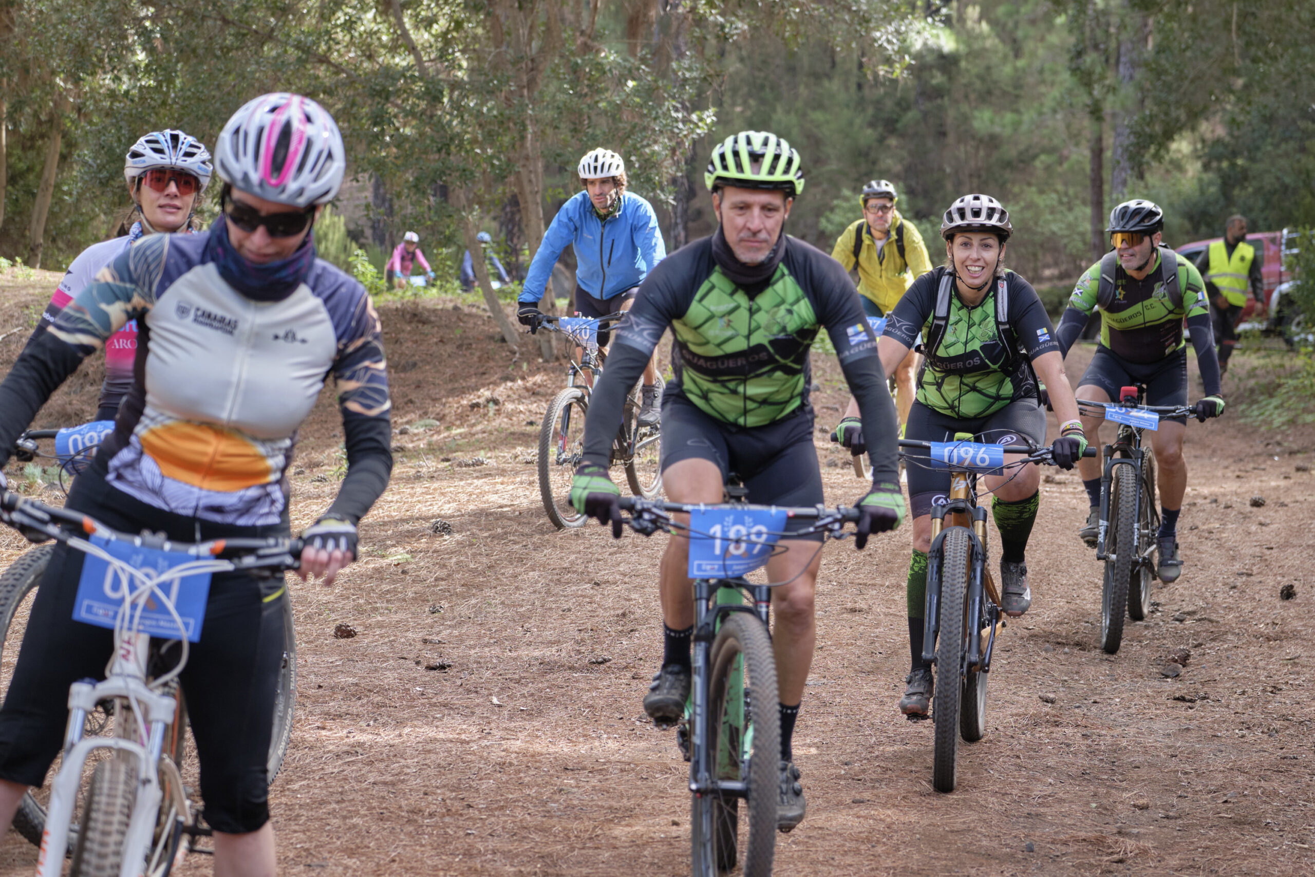 El cicloturismo BTT recorre los montes de La Guancha en su primera jornada máster
