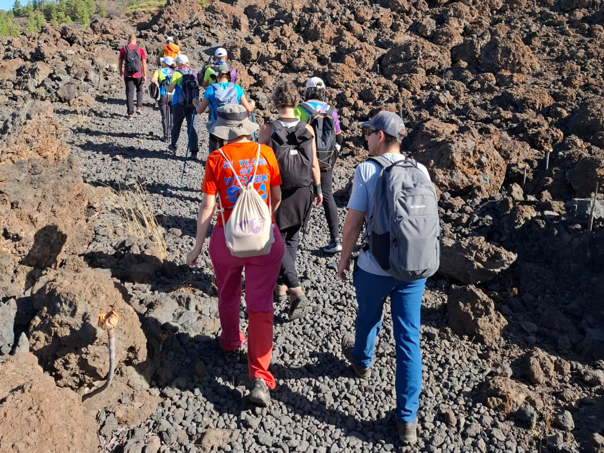 La primera ruta de senderismo de los IX Juegos Máster nos invita a recorrer los Roques del Sur